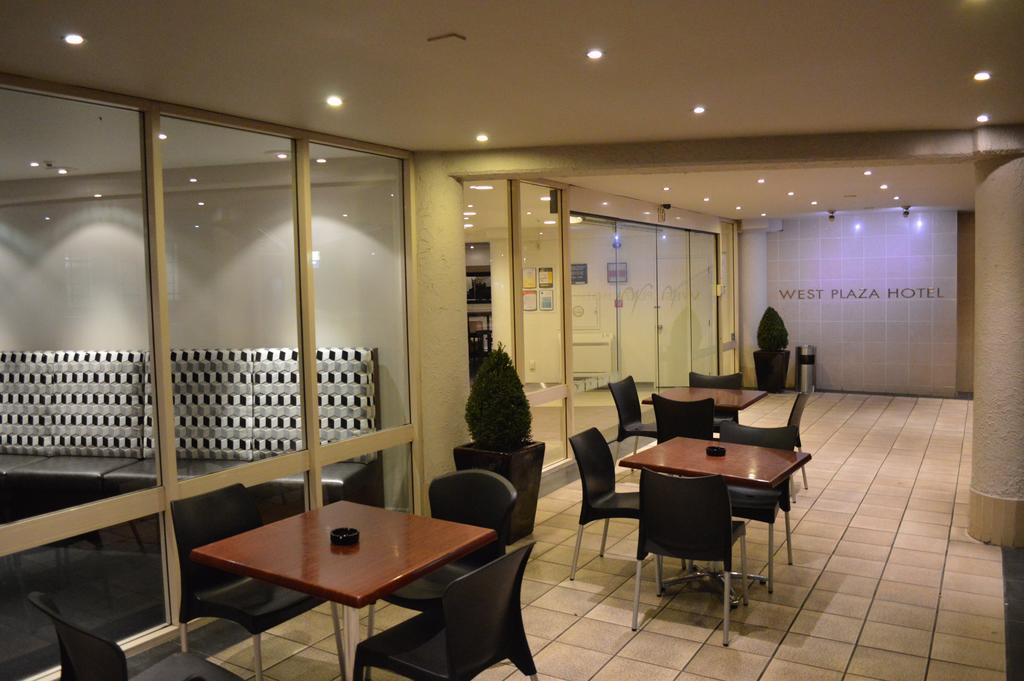 West Plaza Hotel Wellington Bagian luar foto