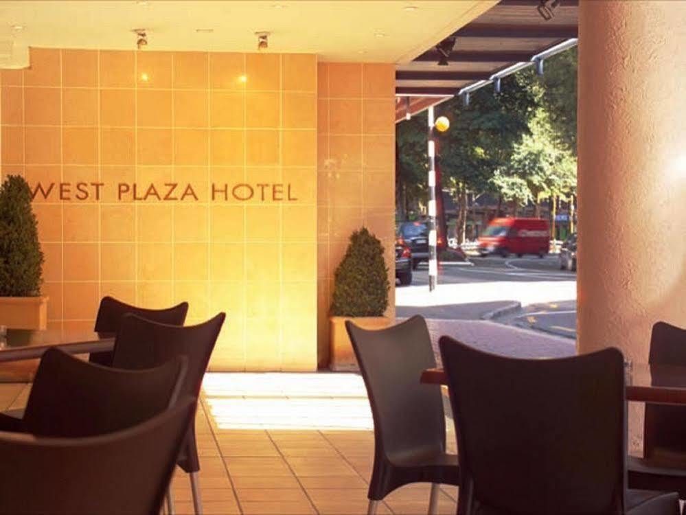 West Plaza Hotel Wellington Bagian luar foto