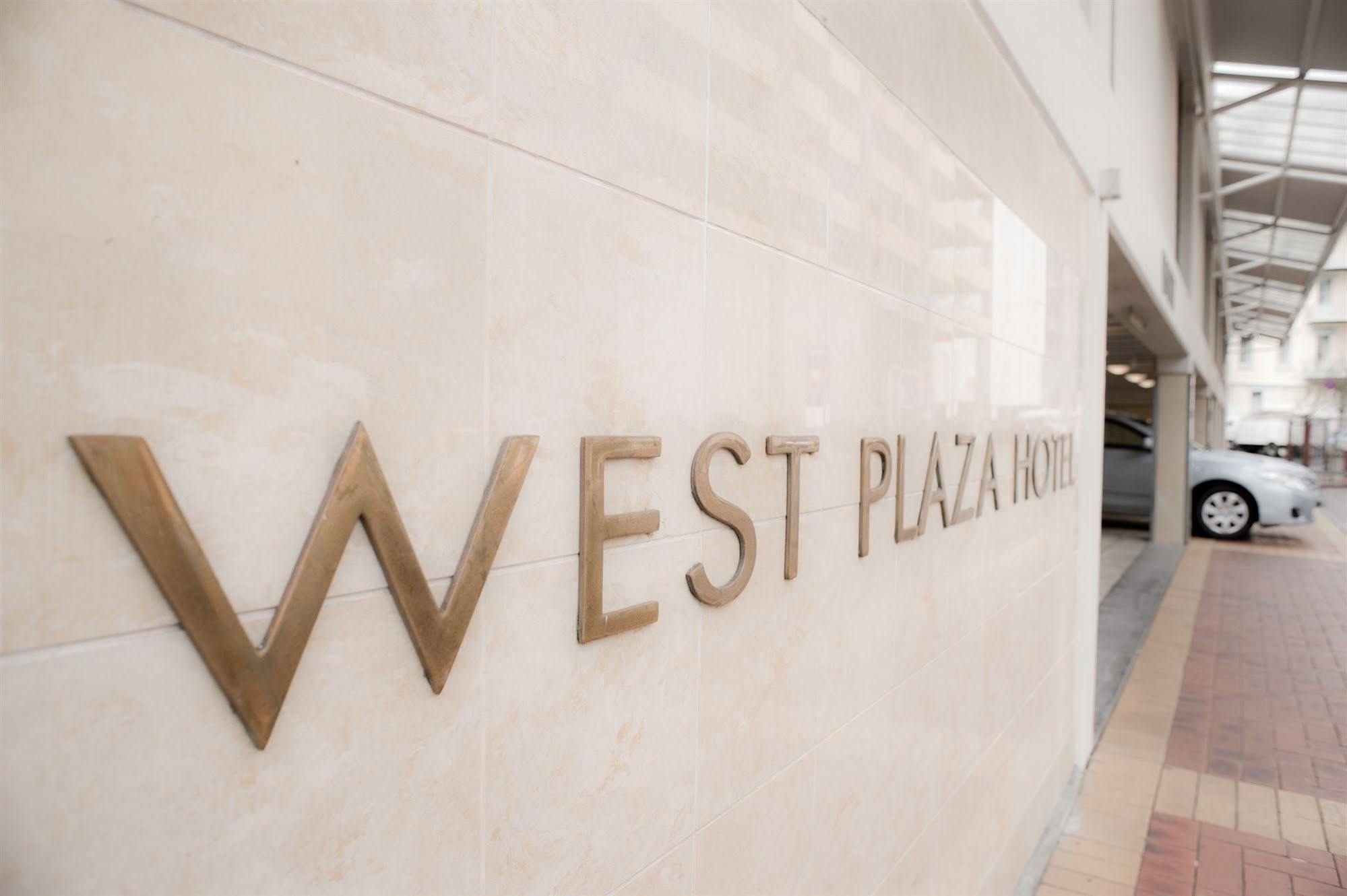 West Plaza Hotel Wellington Bagian luar foto