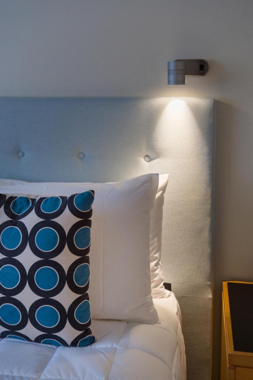 West Plaza Hotel Wellington Bagian luar foto