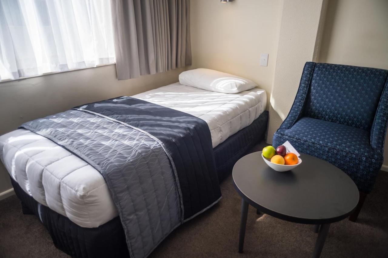 West Plaza Hotel Wellington Bagian luar foto